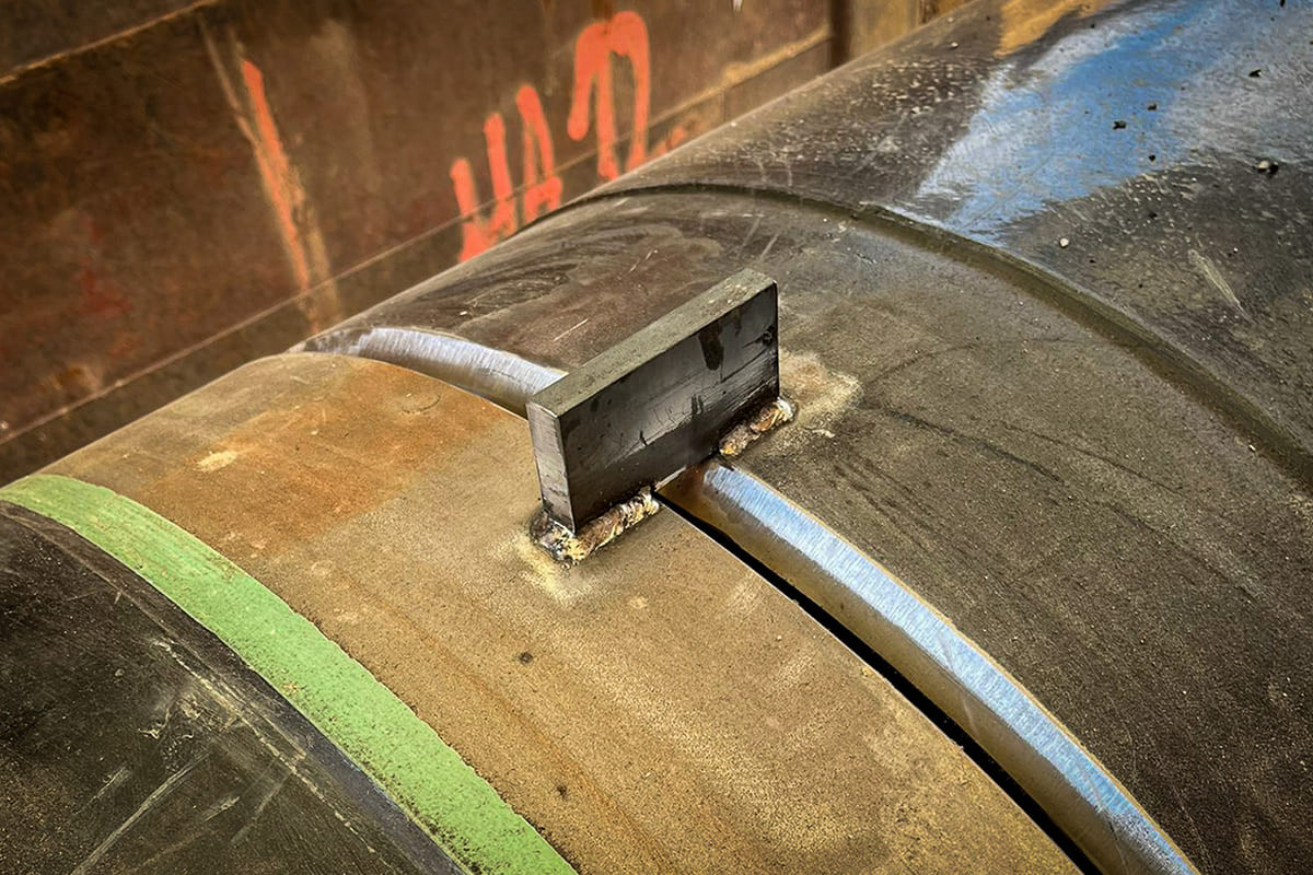 Maßarbeit am Stahlrohr